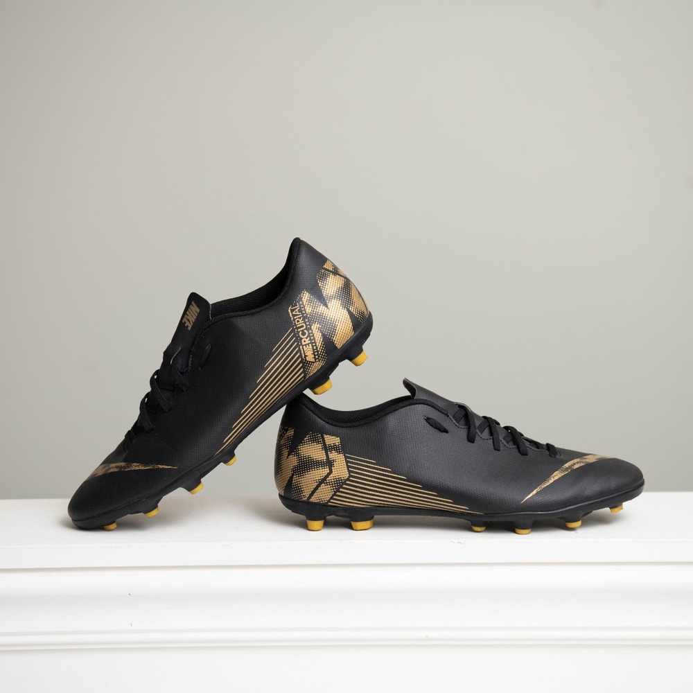 Nike Mercurial Soccer Cleats Vapor 12 Club FG Mens 12 Black Gold Striker Speed‎